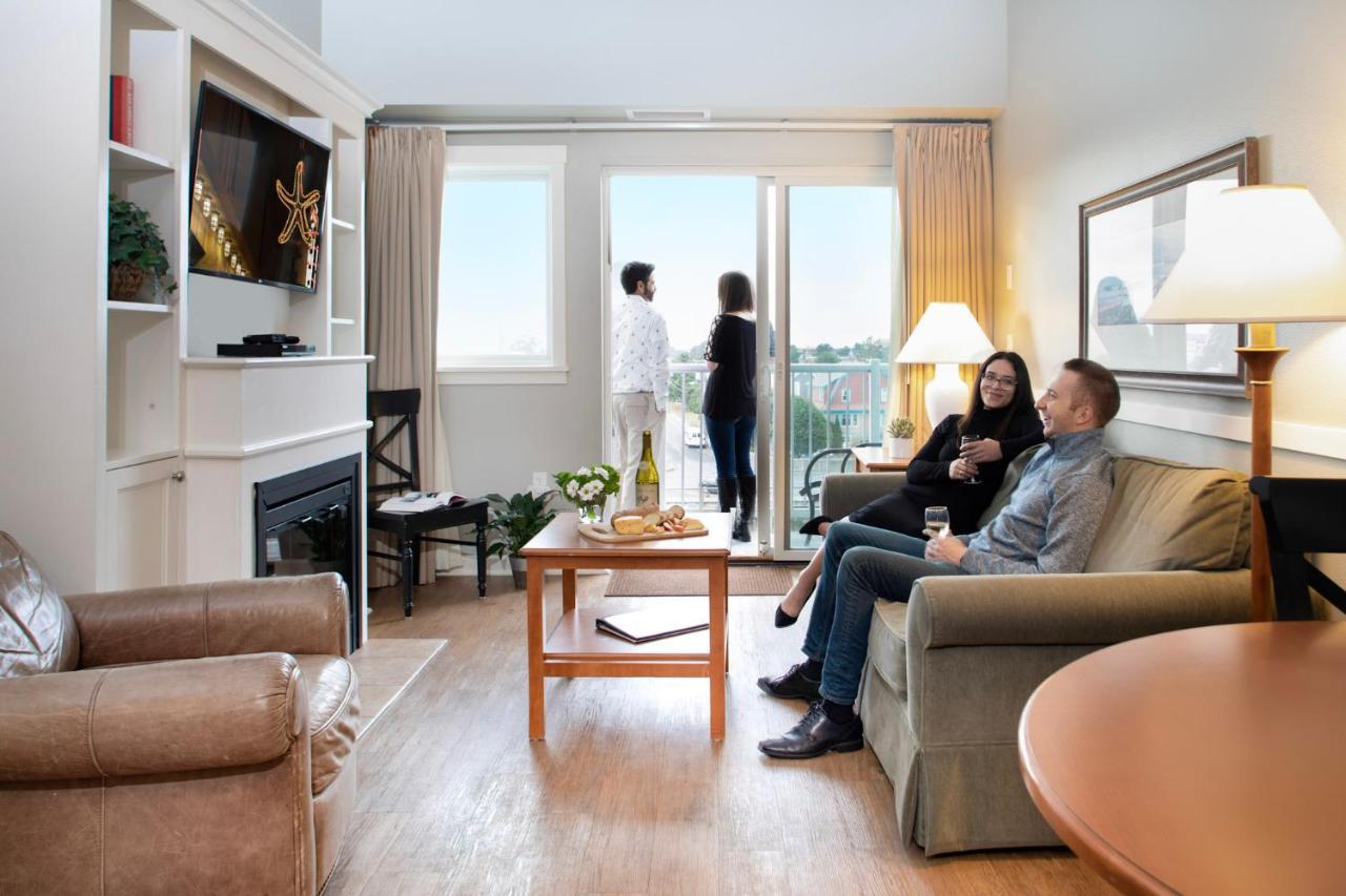 One-Bedroom Suite,974851573:JPEG